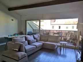 Appartement T3/4 Sainte avec terrasse - type T3